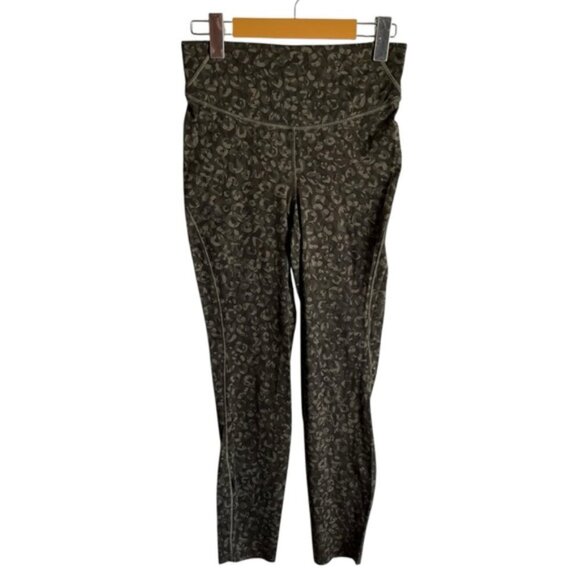 Lululemon Base Pace High-Rise Tight Size 6 25" Intertwined Camo Olive Multi - Picture 2 of 10
